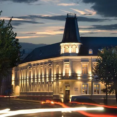 Senator Hotel