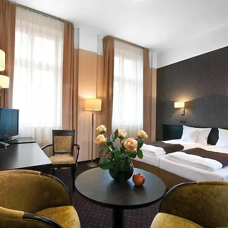 Senator Hotel 4*